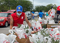 Excluded From Federal Aid, Houston's Out-Of-Work Immigrant Families Struggle To Pay The Bills